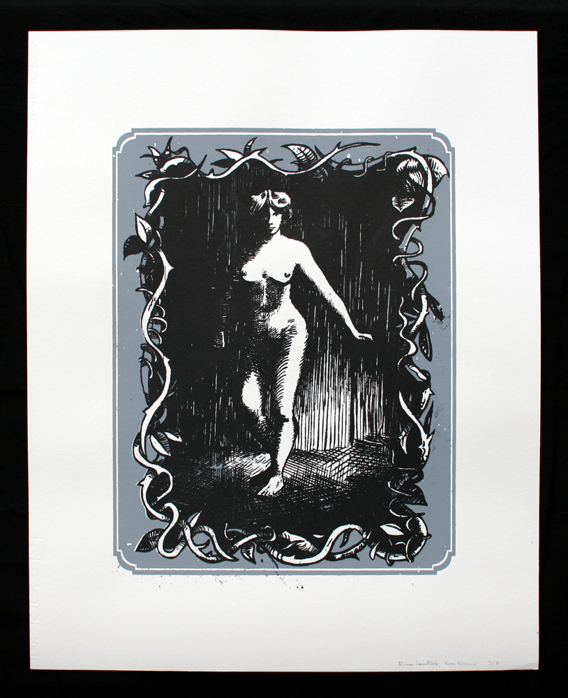 Une femme nue dans la pénombre